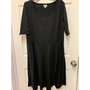 Black GUC Lularoe Nicole size 3x
